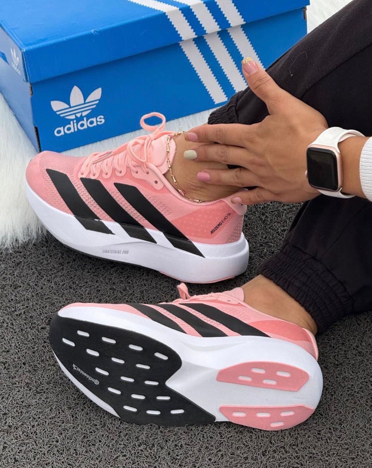 ADIDAS ADIZERO EVO SL ROSADO