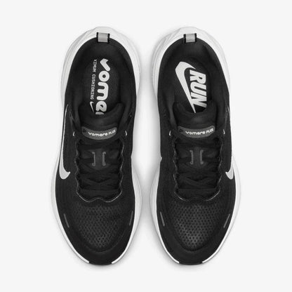 NIKE VOMERO PLUS NEGRO BLANCO
