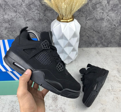 NIKE JORDAN RETRO 4 NEGRA