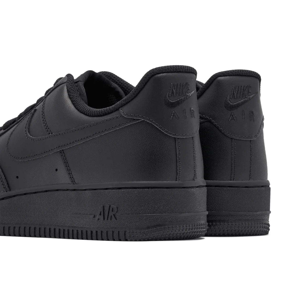 NIKE AIR FORCE ONE NEGRO