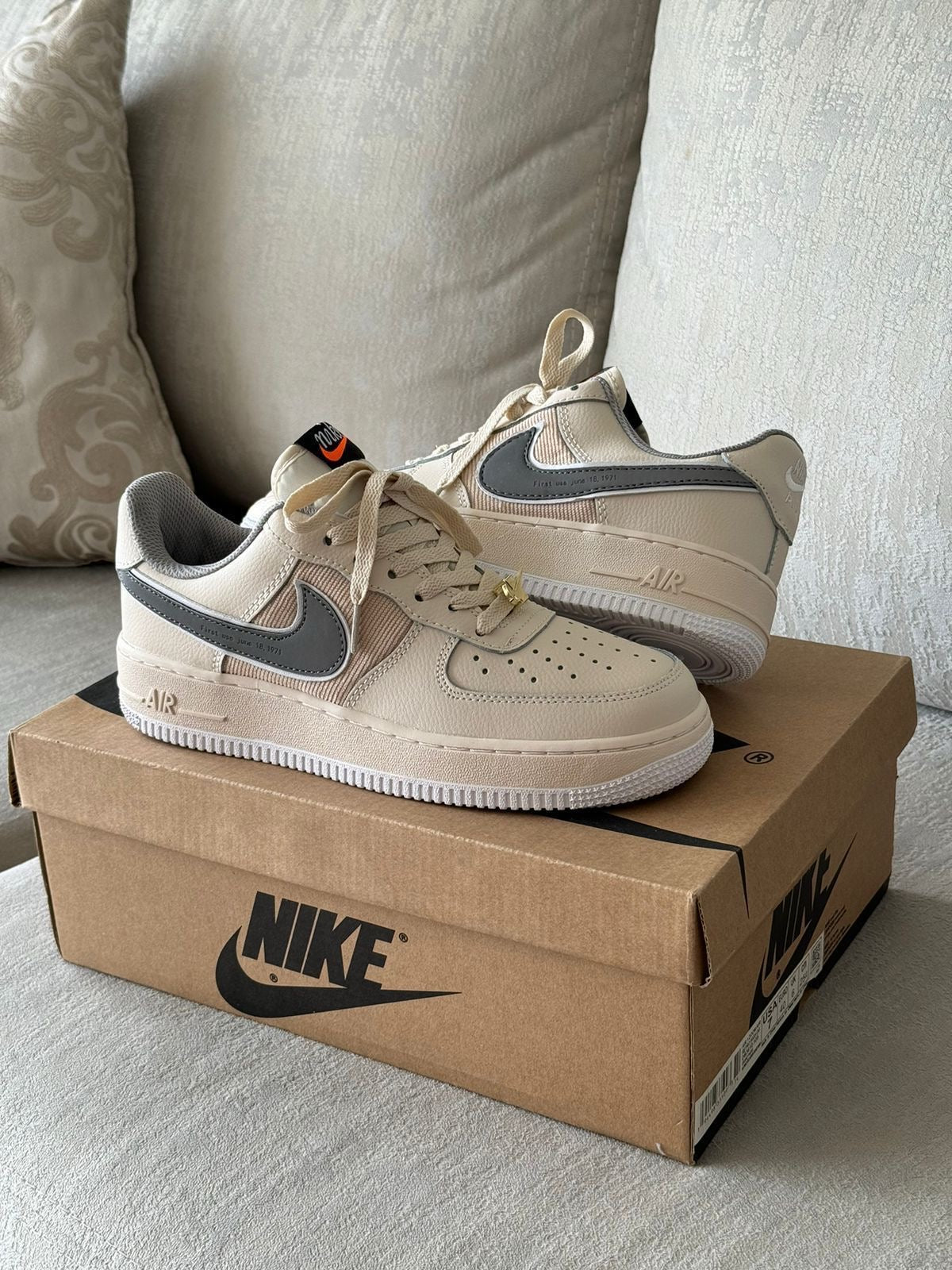 NIKE AIR FOR 1 BEIGE