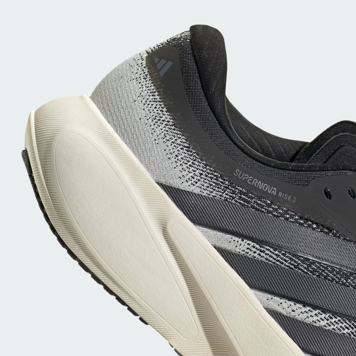 ADIDAS ADIZERO SUPERNOVA GRIS/HUESO