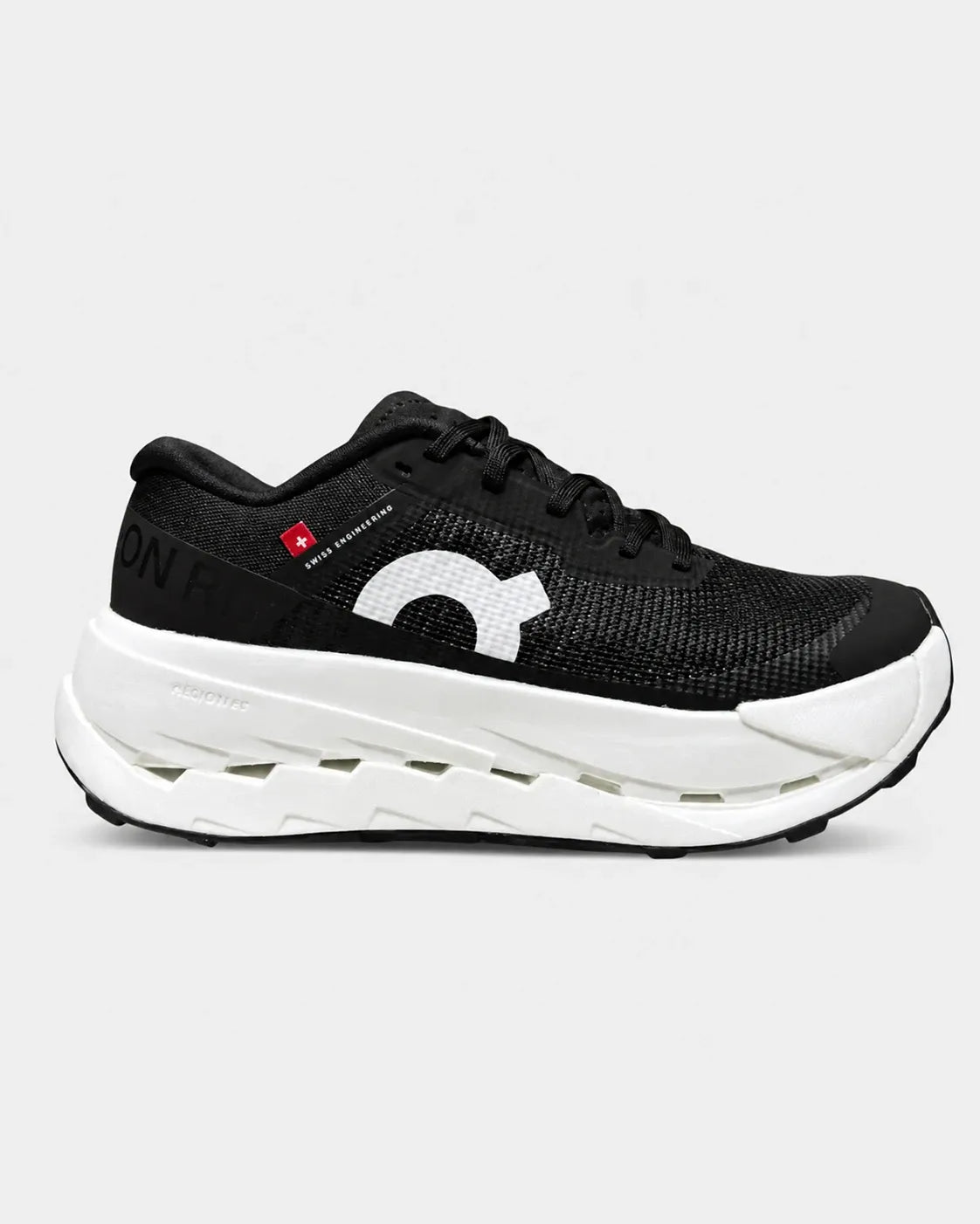 ON RUNNING ULTRA 3 NEGRO/BLANCO