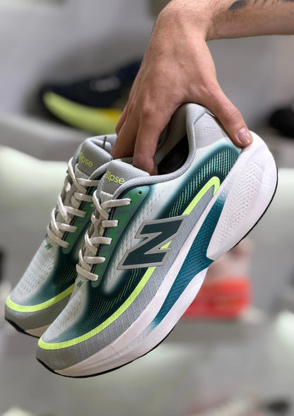 NEW BALANCE ELLIPSE V1 GRIS