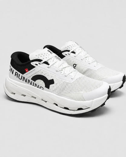 ON RUNNING ULTRA 3 BLANCO/NEGRO